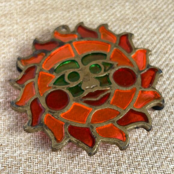 Vintage Sun Face Trivet Suncatcher Enamel Metal Boho Retro Kitchenware - Picture 1 of 7